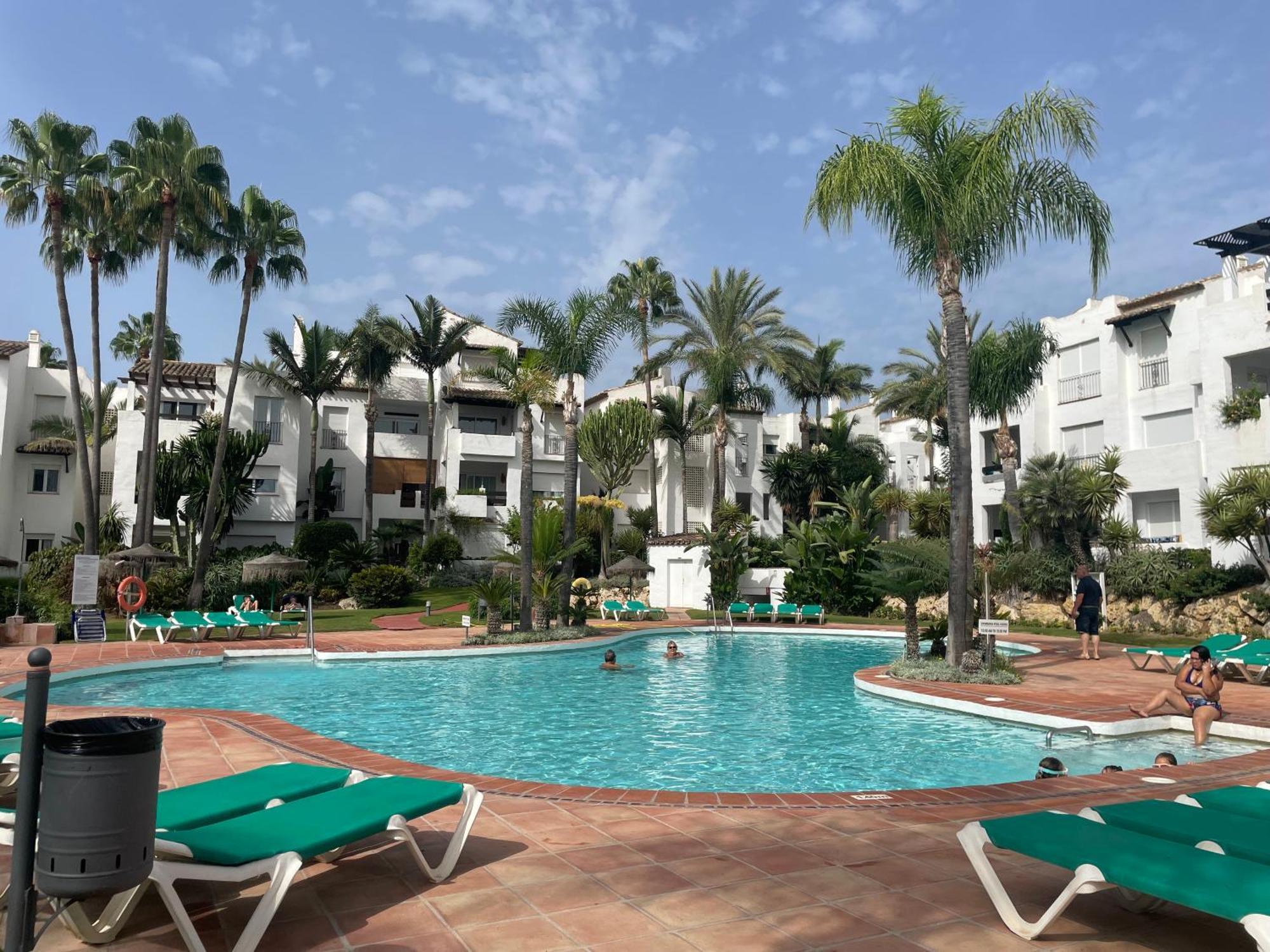 Appartamento Costalita Estepona Esterno foto